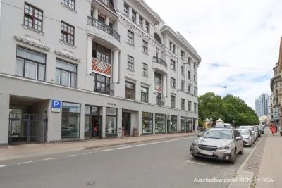 Pārdod dzīvokli, Kr. Barona iela 14, Rīga, Labais krasts, Centrs / 190 000 € 1