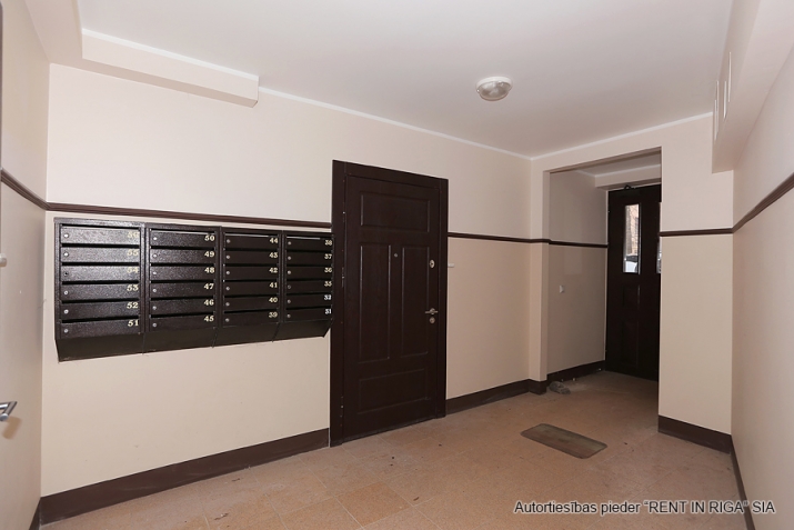 Pārdod dzīvokli, Lenču iela 2, Rīga, Labais krasts, Centrs / 95 000 € 8