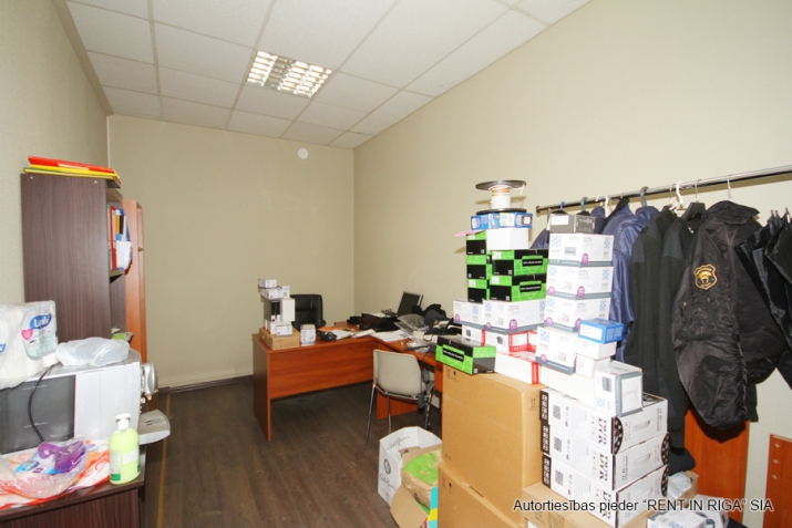 Pārdod tirdzniecības telpas, Vagonu iela 16, Rīga, Labais krasts, Centrs / 350 000 € 26