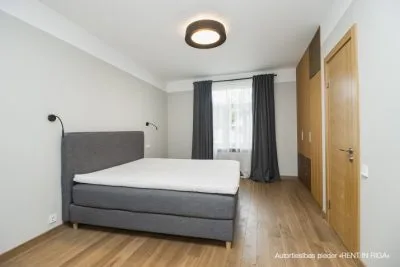 Izīrē dzīvokli, Strēlnieku iela 13, Rīga, Labais krasts, Centrs / 1 200 € 3