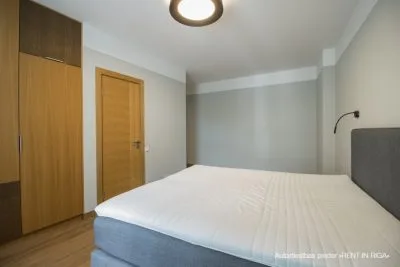 Izīrē dzīvokli, Strēlnieku iela 13, Rīga, Labais krasts, Centrs / 1 200 € 4