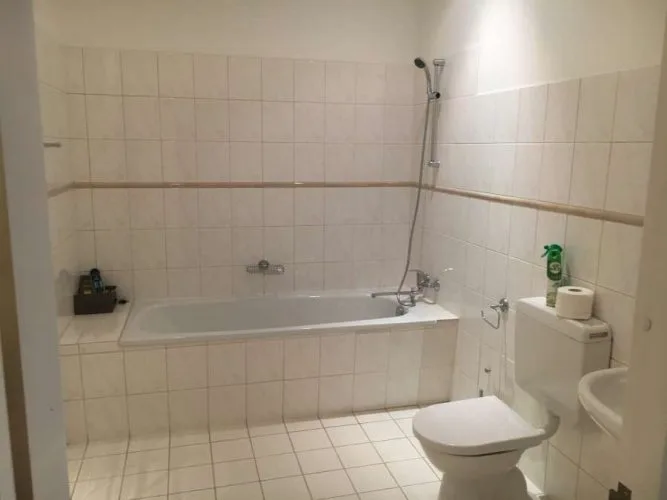 Izīrē tirdzniecības telpas, Tērbatas iela 9/11, Rīga, Labais krasts, Centrs / 840 € 18