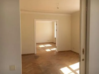 Izīrē tirdzniecības telpas, Tērbatas iela 9/11, Rīga, Labais krasts, Centrs / 840 € 11