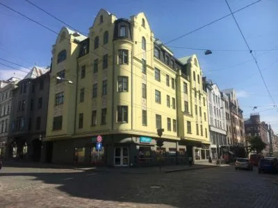Izīrē tirdzniecības telpas, Tērbatas iela 9/11, Rīga, Labais krasts, Centrs / 840 € 1