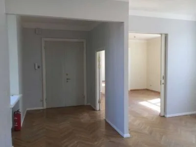 Izīrē tirdzniecības telpas, Tērbatas iela 9/11, Rīga, Labais krasts, Centrs / 840 € 6