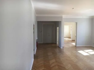 Izīrē tirdzniecības telpas, Tērbatas iela 9/11, Rīga, Labais krasts, Centrs / 840 € 7