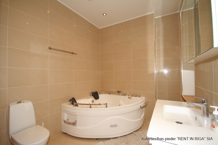 Pārdod dzīvokli, Raiņa bulvāris 31, Rīga, Labais krasts, Centrs / 190 000 € 9