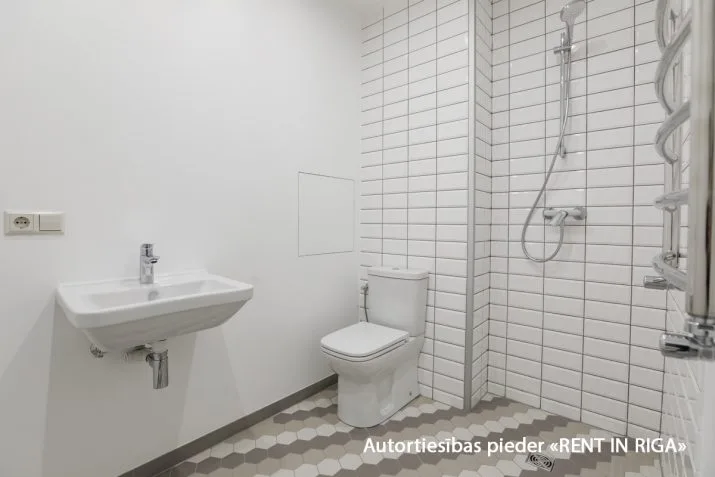 Apartment For Sale, Indrānu street 17, Rīga, Labais krasts, Centrs / 100 000 € 9