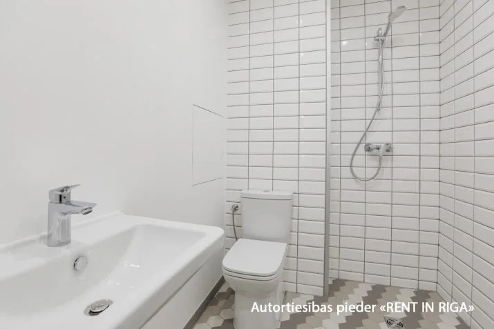 Apartment For Sale, Indrānu street 17, Rīga, Labais krasts, Centrs / 100 000 € 10