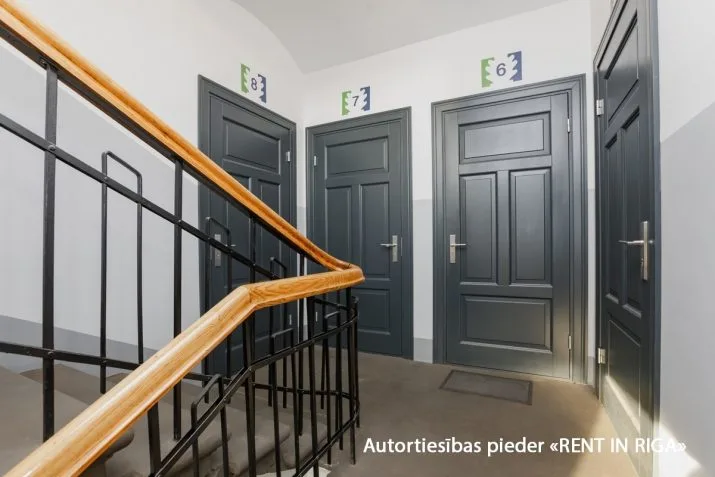 Apartment For Sale, Indrānu street 17, Rīga, Labais krasts, Centrs / 100 000 € 13