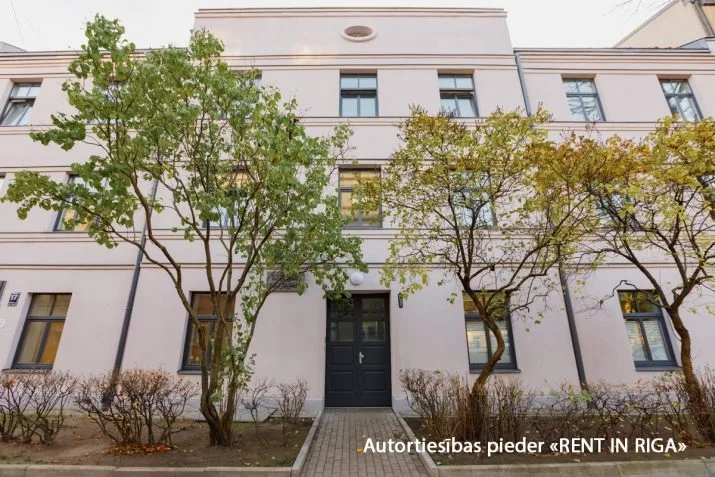Apartment For Sale, Indrānu street 17, Rīga, Labais krasts, Centrs / 100 000 € 15