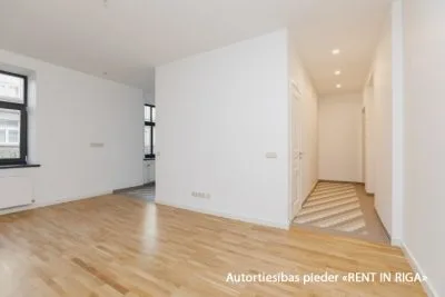 Apartment For Sale, Indrānu street 17, Rīga, Labais krasts, Centrs / 100 000 € 2