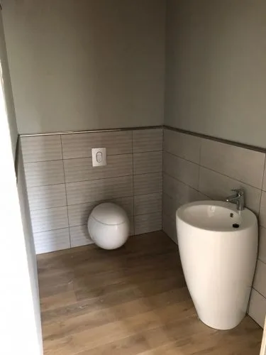 Izīrē tirdzniecības telpas, Bukaišu iela 6, Rīga, Kreisais krasts, Bišumuiža / 1 800 € 8