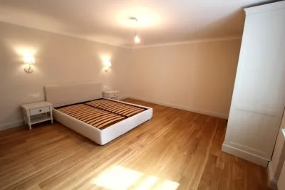 Apartment For Rent, Jāņa street 10, Rīga, Labais krasts, Vecrīga / 1 300 € 1