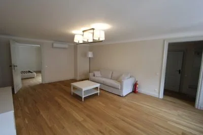 Apartment For Rent, Jāņa street 10, Rīga, Labais krasts, Vecrīga / 1 300 € 2