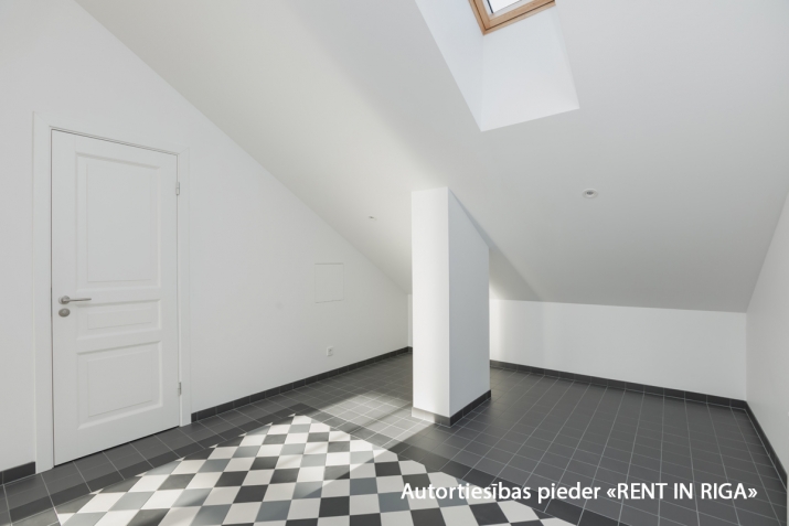 Pārdod dzīvokli, Indrānu iela 17, Rīga, Labais krasts, Centrs / 179 000 € 8