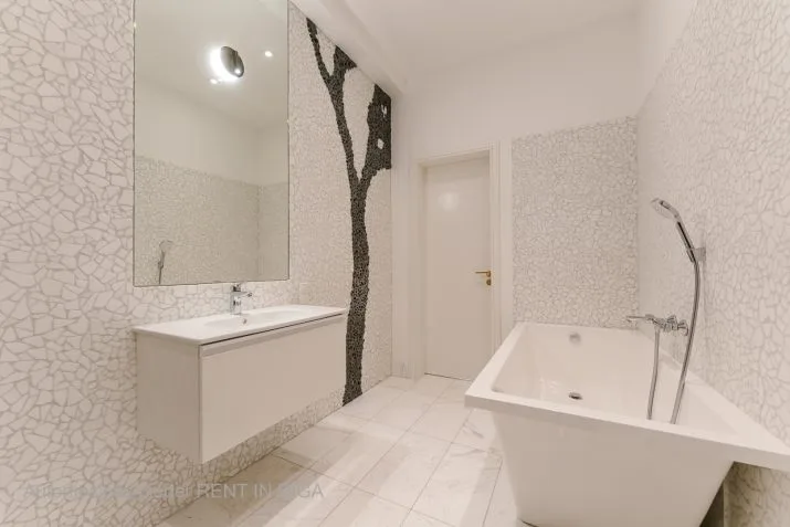Izīrē dzīvokli, Stabu iela 18B, Rīga, Labais krasts, Centrs / 2 000 € 16