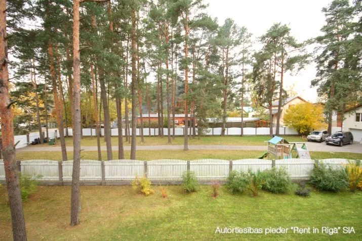 Izīrē dzīvokli, Ģertrūdes prospekts iela 11A, Jūrmala, Melluži / 800 € 13