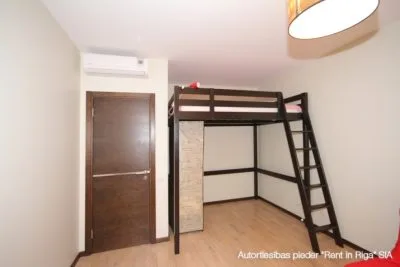 Izīrē dzīvokli, Ģertrūdes prospekts iela 11A, Jūrmala, Melluži / 800 € 9