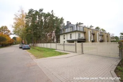 Izīrē dzīvokli, Ģertrūdes prospekts iela 11A, Jūrmala, Melluži / 800 € 23