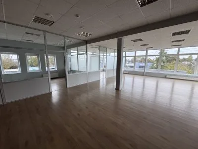 Izīrē biroju, Dārzciema iela 129, Rīga, Labais krasts, Dārzciems / 1 020 € 3