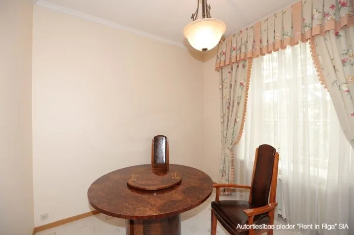 Izīrē dzīvokli, Alberta iela 7, Rīga, Labais krasts, Centrs / 1 400 € 12