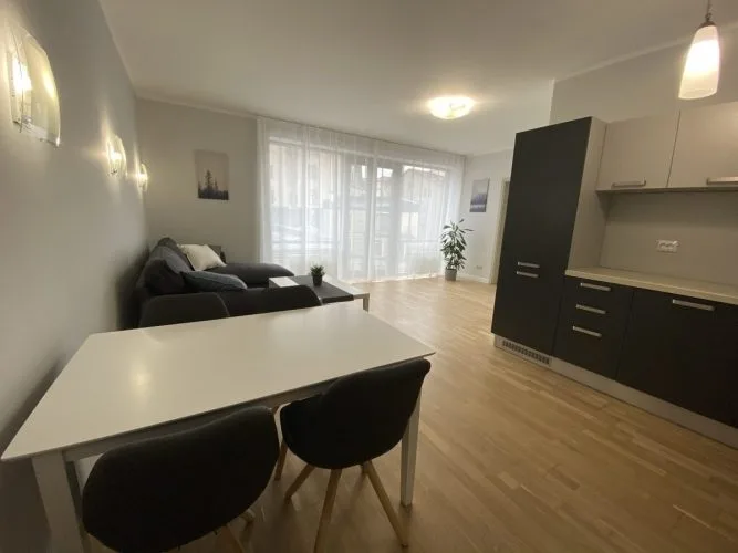 Kalpaka iela 7 3