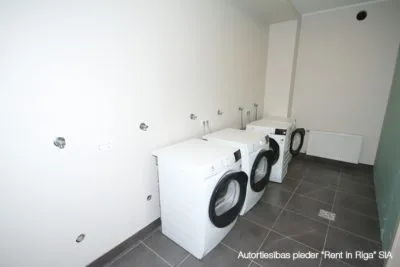 Izīrē dzīvokli, Lāčplēša iela 98, Rīga, Labais krasts, Maskavas forštate / 300 € 8