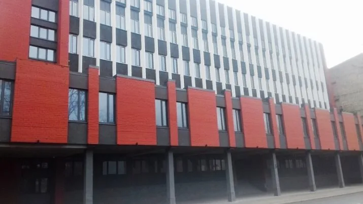 Lāčplēša iela 98 1