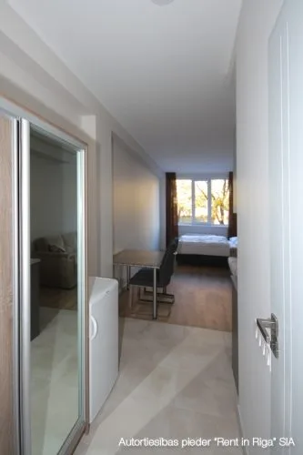 Izīrē dzīvokli, Lāčplēša iela 98, Rīga, Labais krasts, Centrs / 300 € 5