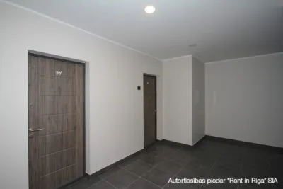 Izīrē dzīvokli, Lāčplēša iela 98, Rīga, Labais krasts, Centrs / 300 € 8