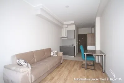 Izīrē dzīvokli, Lāčplēša iela 98, Rīga, Labais krasts, Centrs / 300 € 3