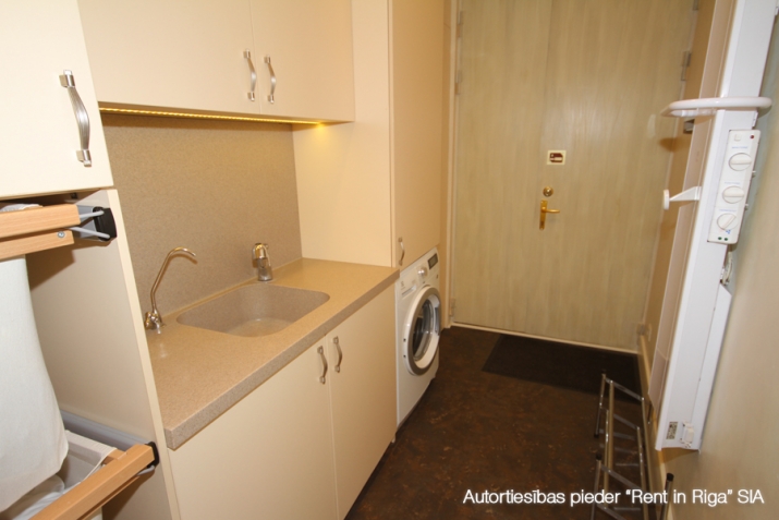 Pārdod dzīvokli, Ģertrūdes iela 19/21, Rīga, Labais krasts, Centrs / 375 000 € 23