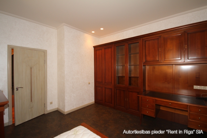Pārdod dzīvokli, Ģertrūdes iela 19/21, Rīga, Labais krasts, Centrs / 375 000 € 17