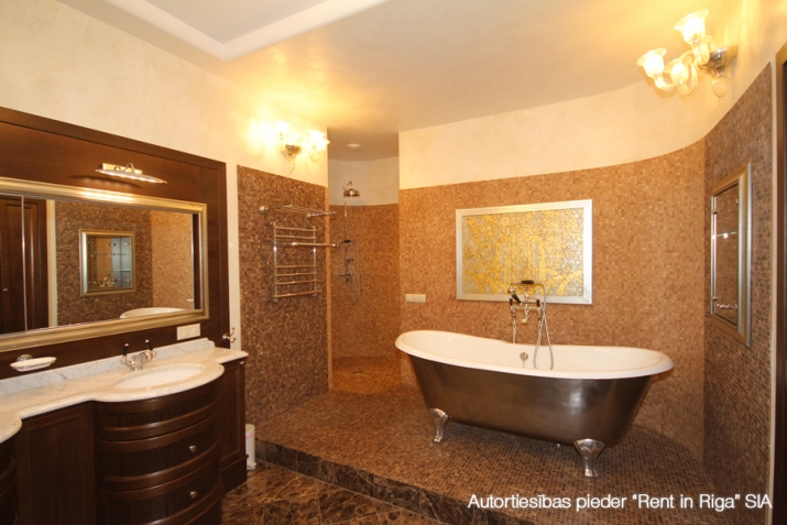 Pārdod dzīvokli, Ģertrūdes iela 19/21, Rīga, Labais krasts, Centrs / 375 000 € 11