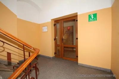 Аренда офиса, Dzirnavu улица 87, Rīga, Labais krasts, Centrs / 97 € 9