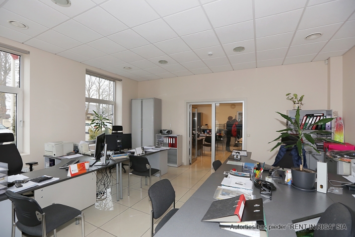 Pārdod tirdzniecības telpas, Lambertu iela 33/2, Rīga, Kreisais krasts, Šampēteris / 1 300 000 € 8