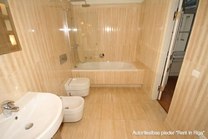 Apartment For Rent, Elizabetes street 11, Rīga, Labais krasts, Centrs / 1 533 € 3