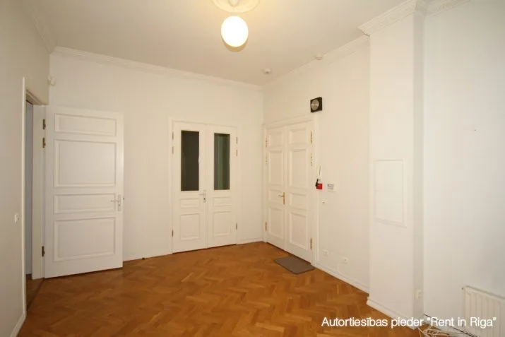 Apartment For Rent, Elizabetes street 11, Rīga, Labais krasts, Centrs / 1 533 € 9