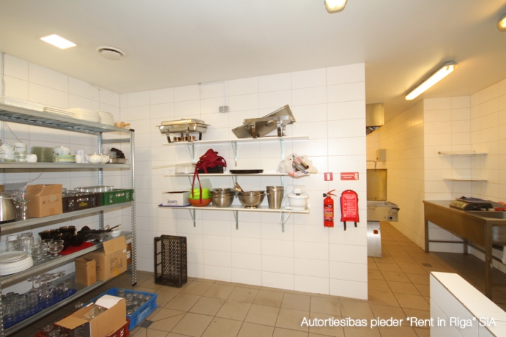 commercial premises For Rent, Aspāzijas bulvāris 32, Rīga, Labais krasts, Centrs / 2 500 € 7