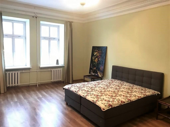Izīrē dzīvokli, Merķeļa iela 17, Rīga, Labais krasts, Centrs / 800 € 10