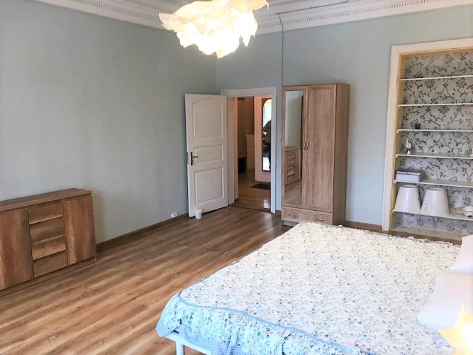 Izīrē dzīvokli, Merķeļa iela 17, Rīga, Labais krasts, Centrs / 800 € 12