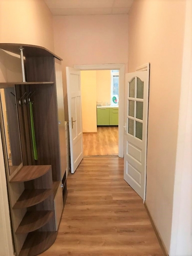Izīrē dzīvokli, Merķeļa iela 17, Rīga, Labais krasts, Centrs / 800 € 23