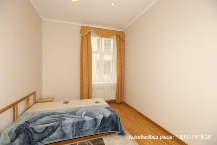 Izīrē dzīvokli, Alfrēda Kalniņa iela 1A, Rīga, Labais krasts, Centrs / 800 € 13