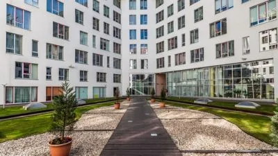 Izīrē dzīvokli, Republikas laukums iela 3, Rīga, Labais krasts, Centrs / 1 200 € 2
