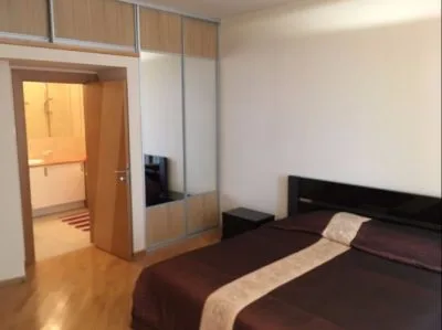 Izīrē dzīvokli, Republikas laukums iela 3, Rīga, Labais krasts, Centrs / 1 200 € 7