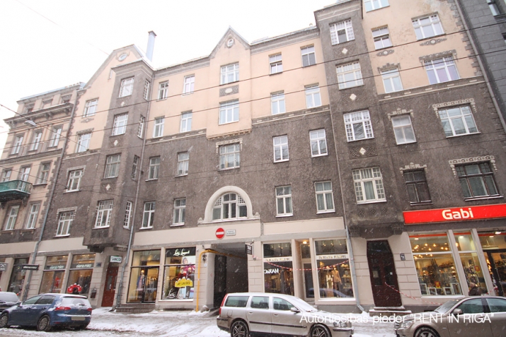 Pārdod dzīvokli, Terbatas iela 6/8, Rīga, Labais krasts, Centrs / 194 220 € 19