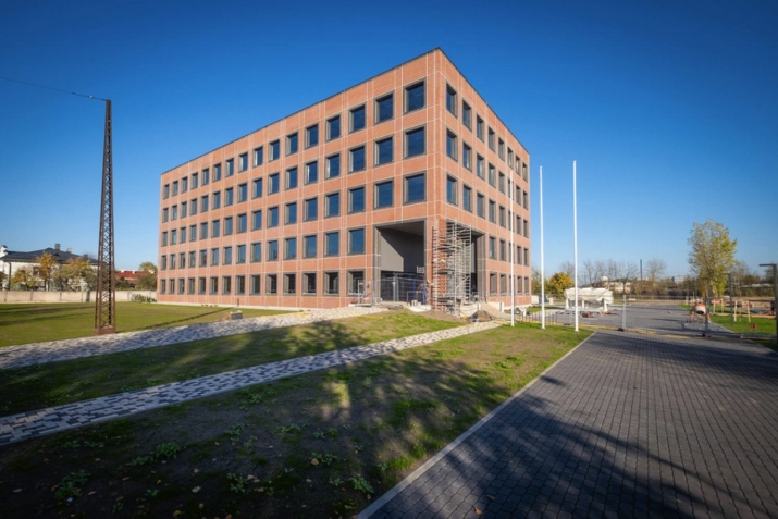 Pērnavas iela 83 1
