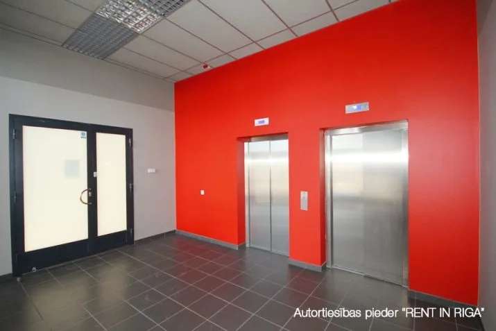 Izīrē biroju, Zemitāna iela 9, Rīga, Labais krasts, Centrs / 13 760 € 13