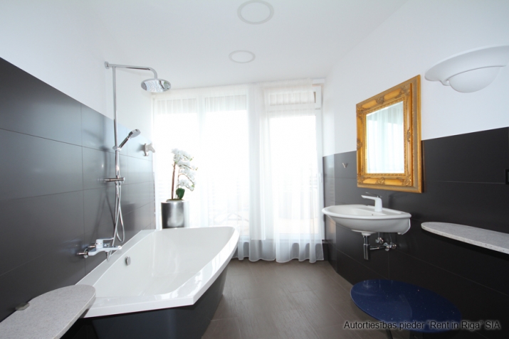 Pārdod dzīvokli, Klijānu iela 16, Rīga, Labais krasts, Centrs / 214 000 € 10